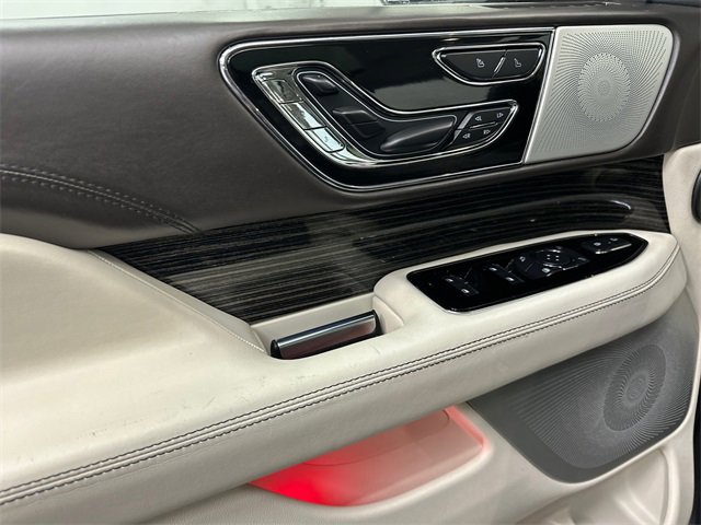 Used 2022 Lincoln Navigator L Black Label image 39