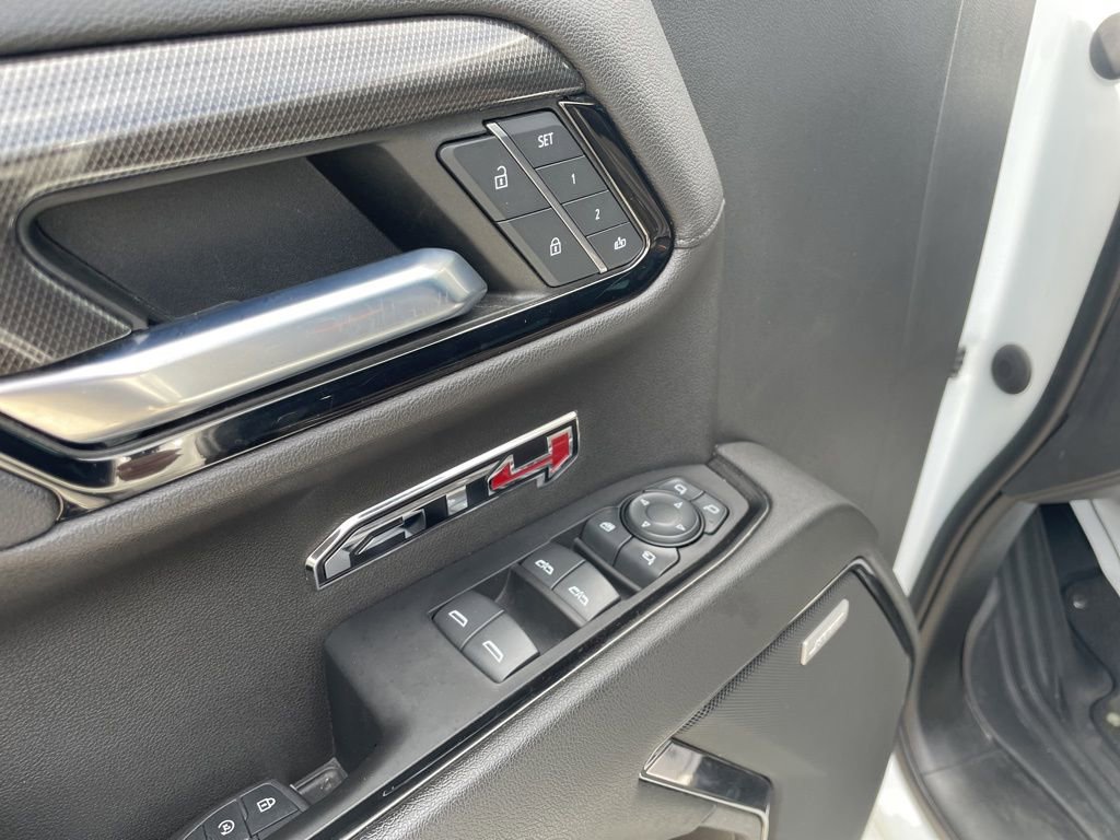 Used 2023 GMC Sierra 1500 AT4 w/ Technology Package image 13