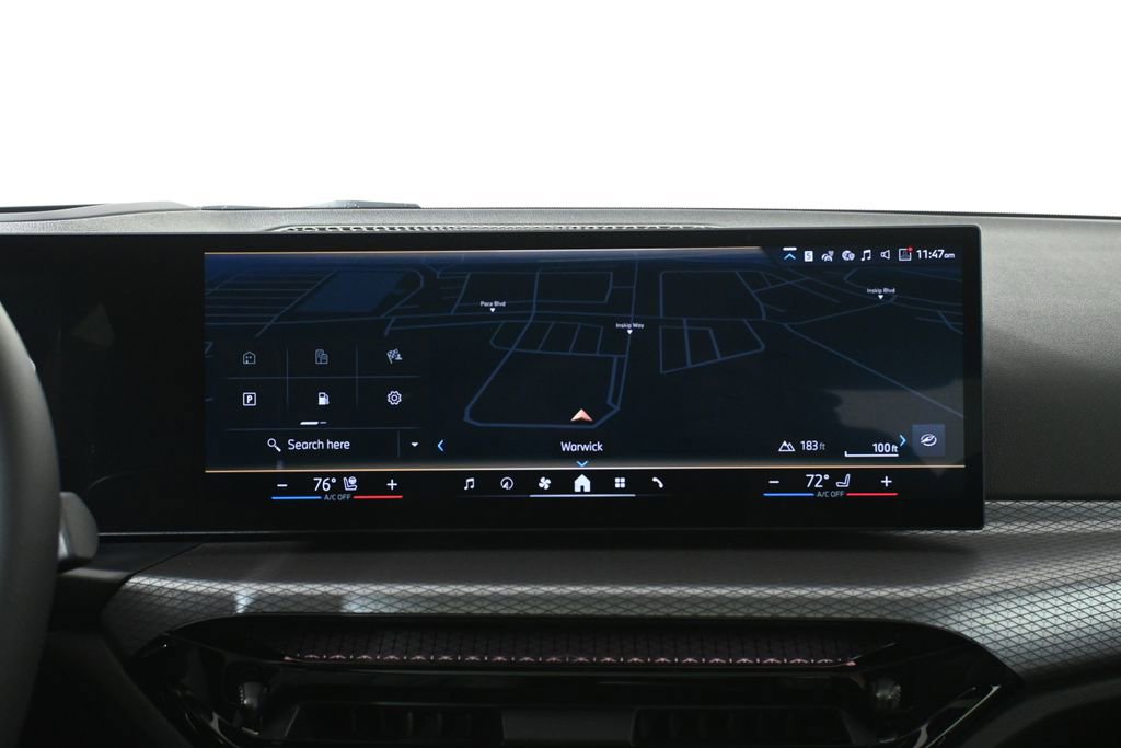 Used 2026 BMW 330i xDrive Sedan w/ Premium Package image 22