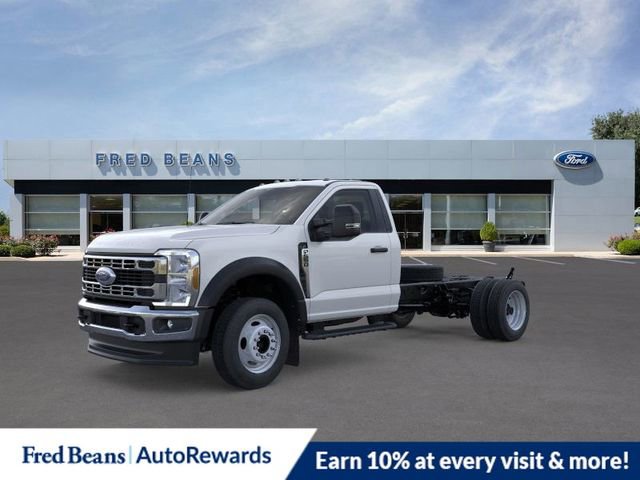 New 2025 Ford F550 4x4 Regular Cab Super Duty w/ XL Chrome Package image 2
