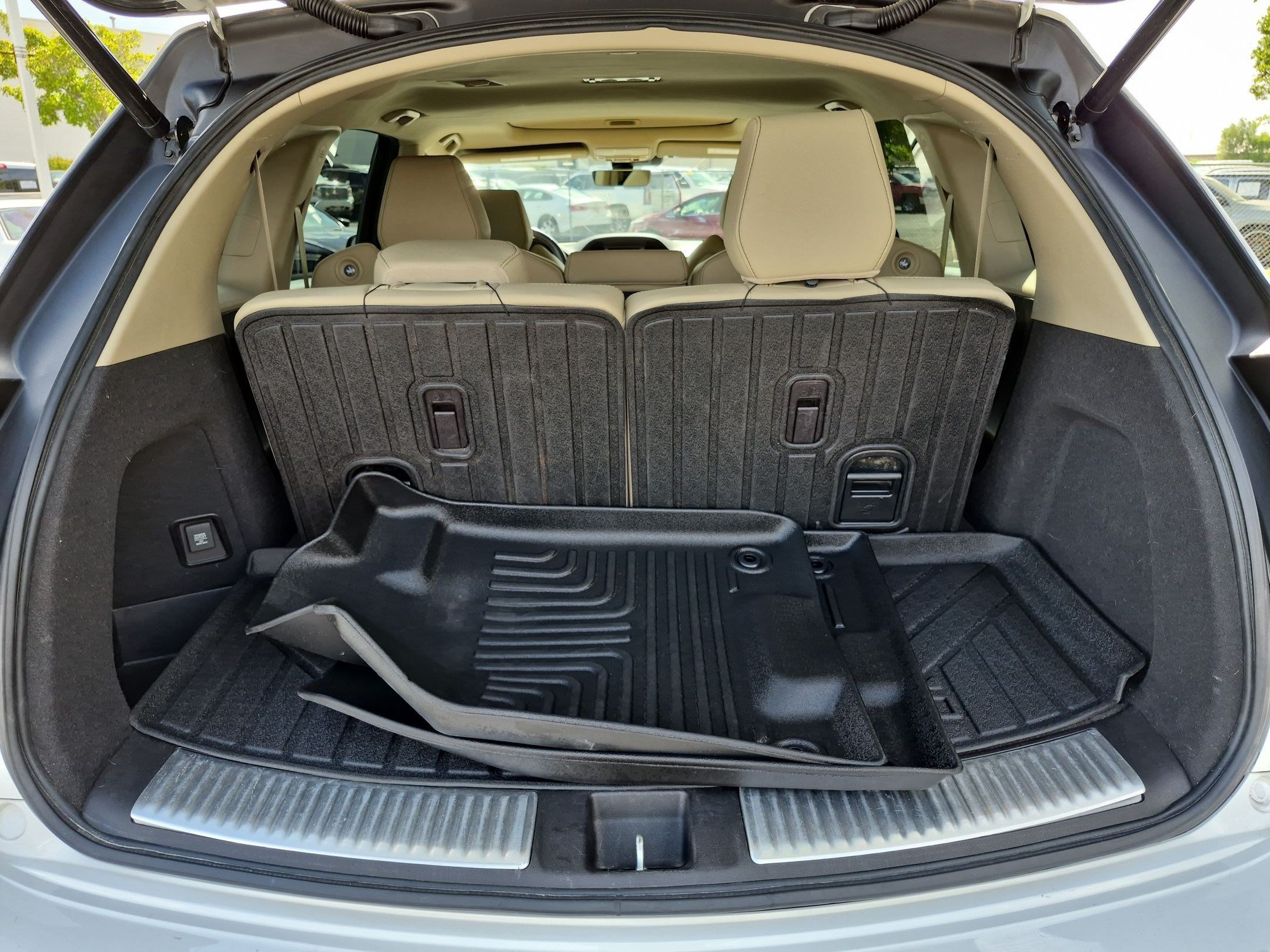 Used 2020 Acura MDX w/ Technology Package AWD/4WD image 36