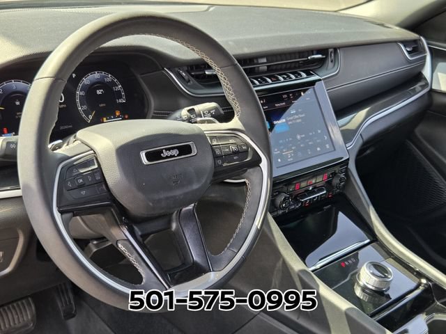 Used 2023 Jeep Grand Cherokee L Laredo AWD/4WD image 10