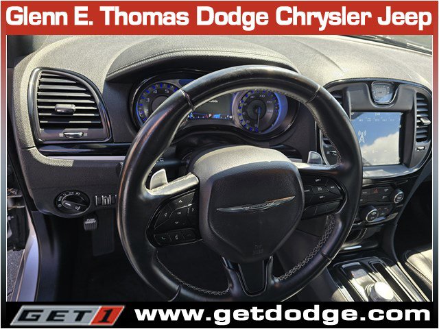 Certified 2018 Chrysler 300 S image 16