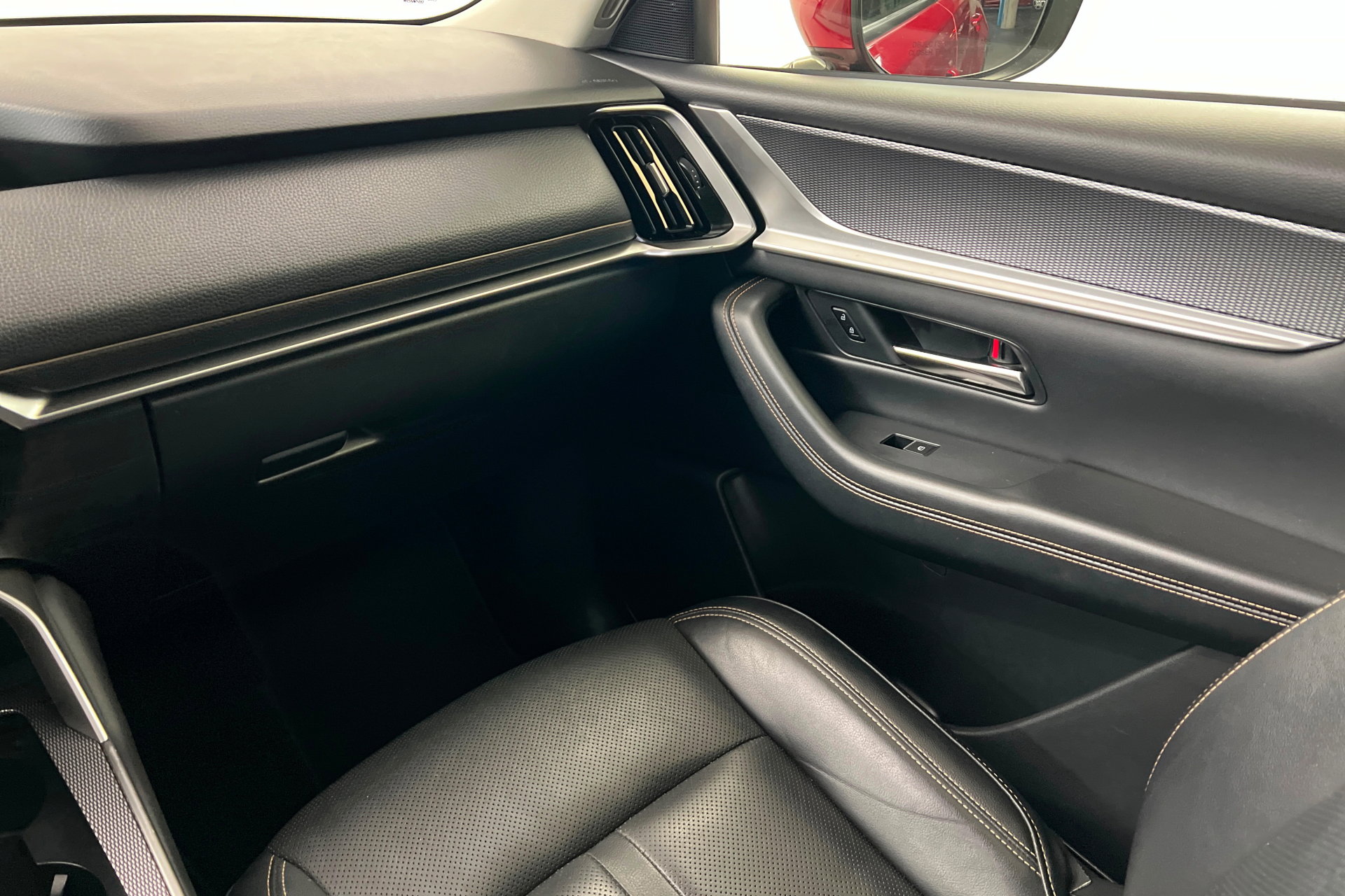 Used 2024 MAZDA CX-90 3.3 Turbo w/ Preferred Plus image 11