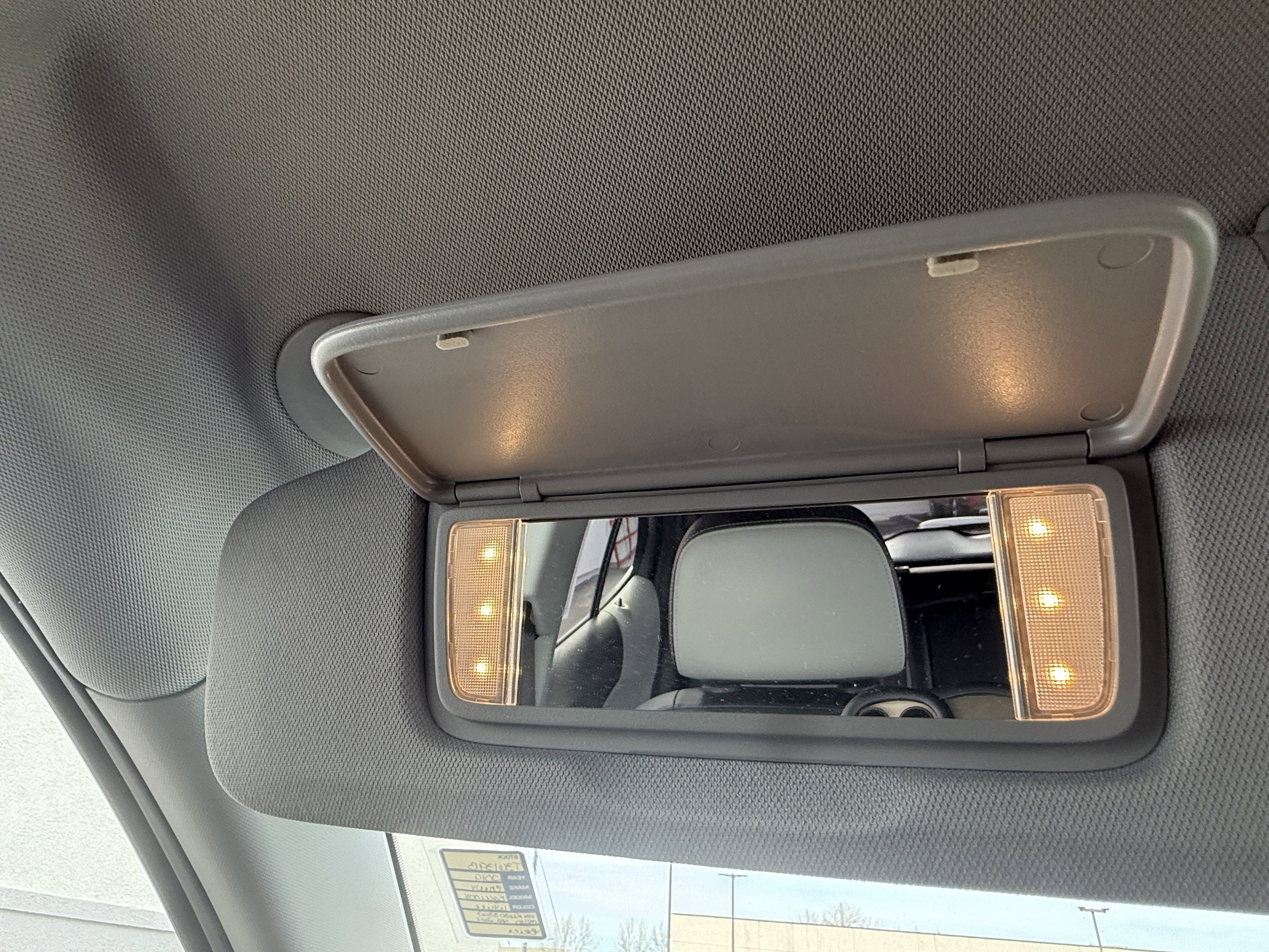 Used 2019 Chevrolet Equinox Premier image 32