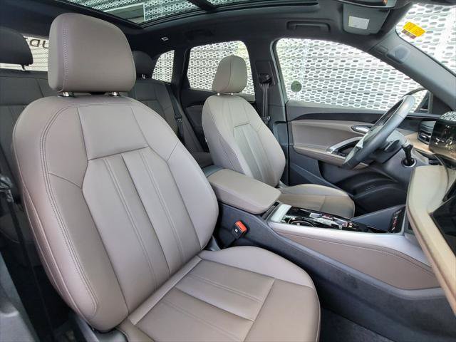 Used 2025 Audi Q5 Premium Plus w/ Premium Plus AWD/4WD image 19