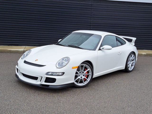 Used 2007 Porsche 911 GT3 RWD image 1
