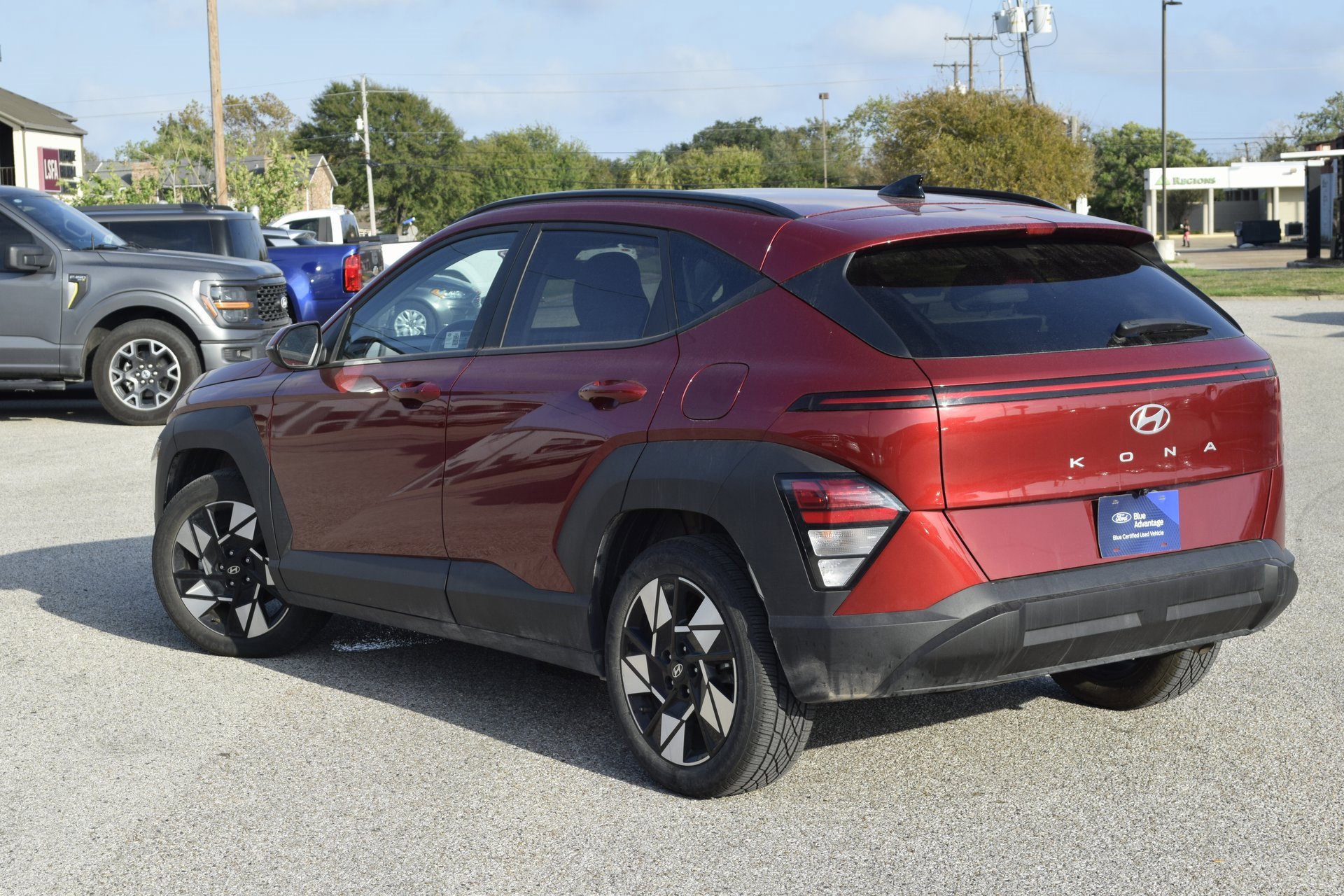 Used 2024 Hyundai Kona SEL image 8
