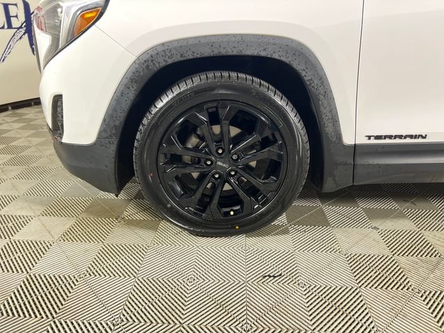 Used 2021 GMC Terrain SLT w/ Elevation Edition image 24