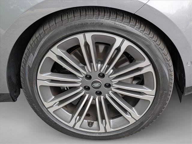 Certified 2024 Land Rover Range Rover Autobiography image 21