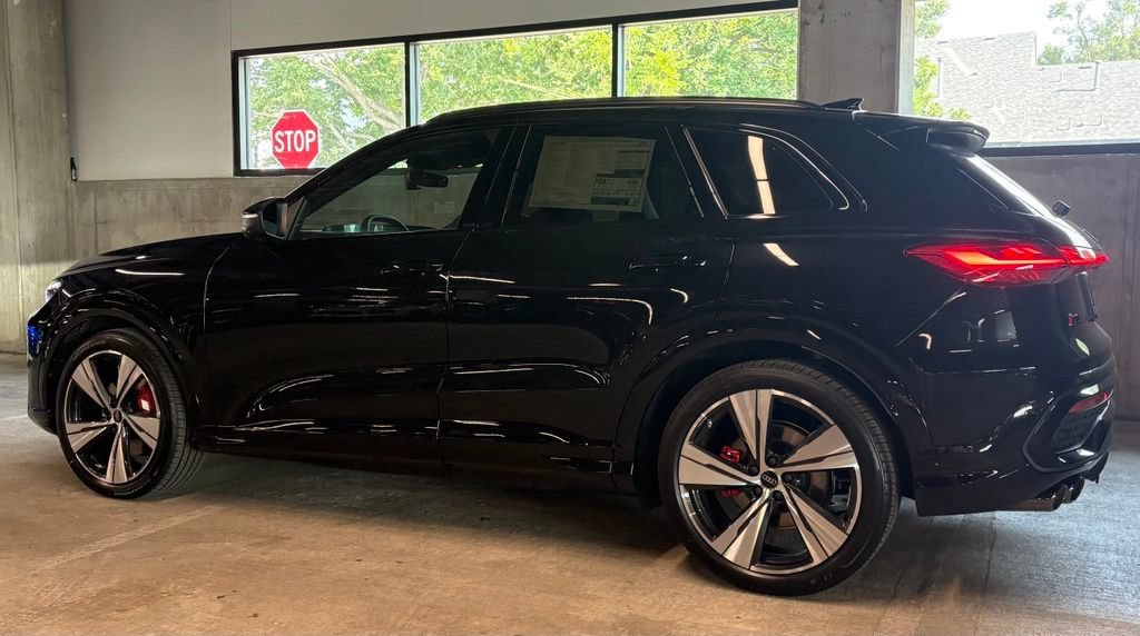 New 2026 Audi SQ5 Prestige AWD/4WD image 2