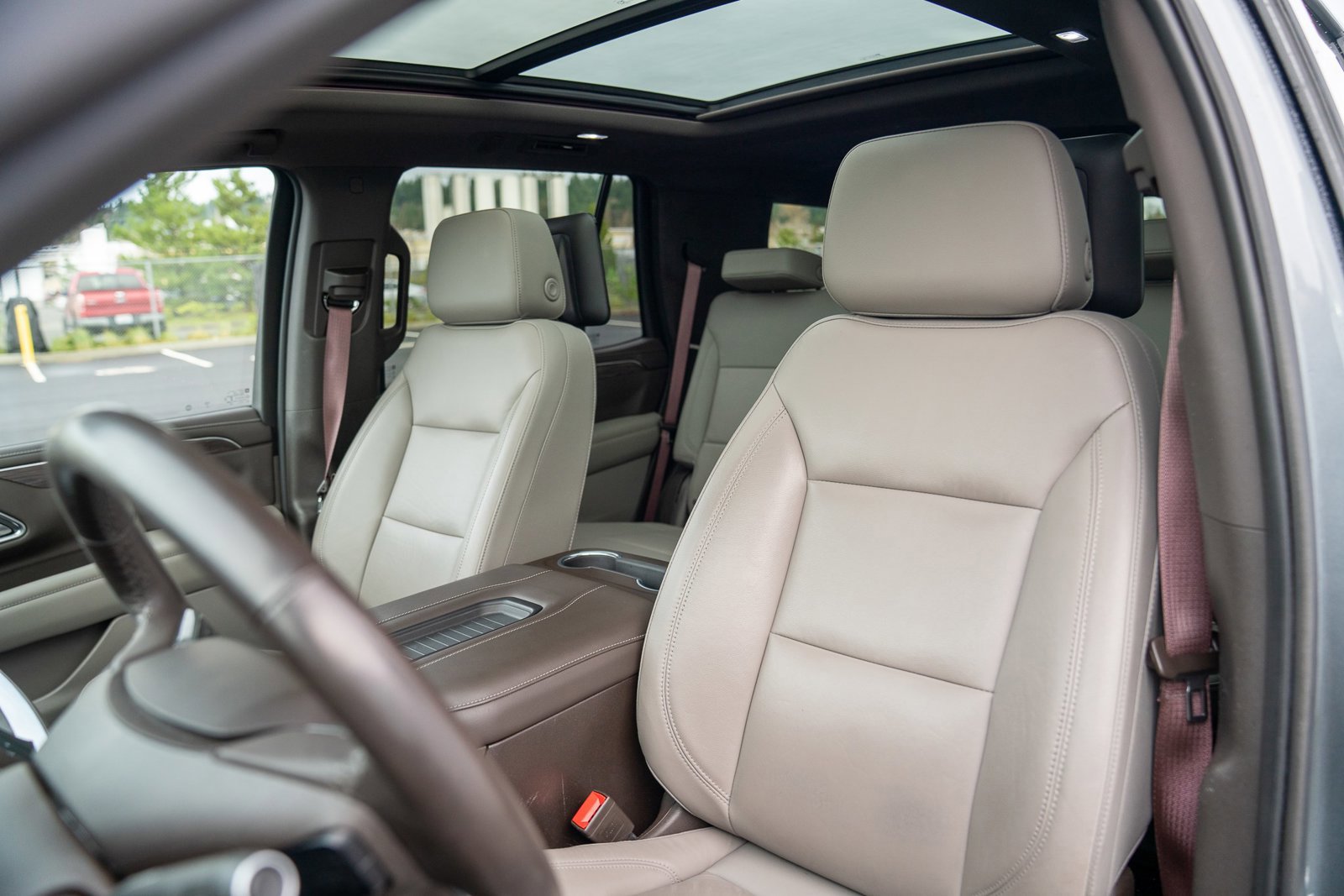 Used 2021 Chevrolet Tahoe Z71 w/ Z71 Off-Road Package image 5