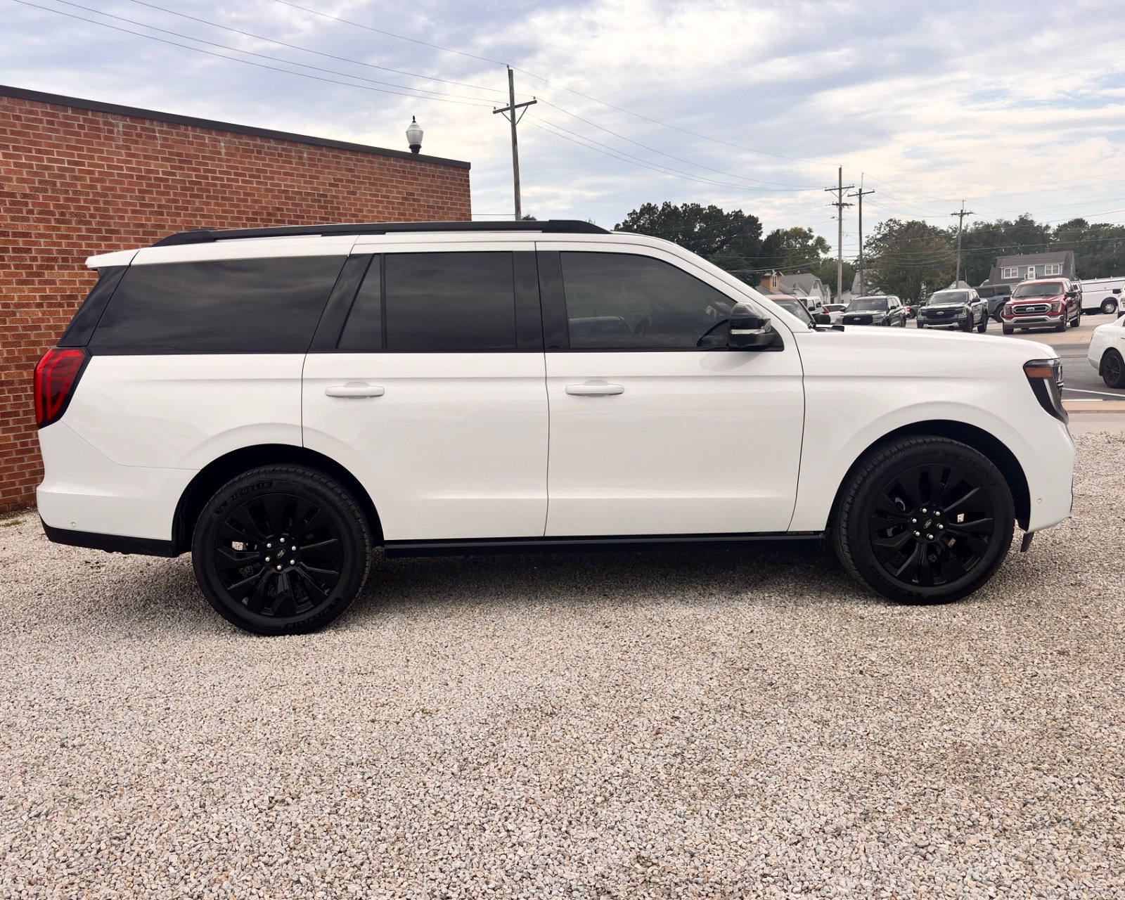 Certified 2025 Ford Expedition Platinum w/ Stealth Appearance Package image 2