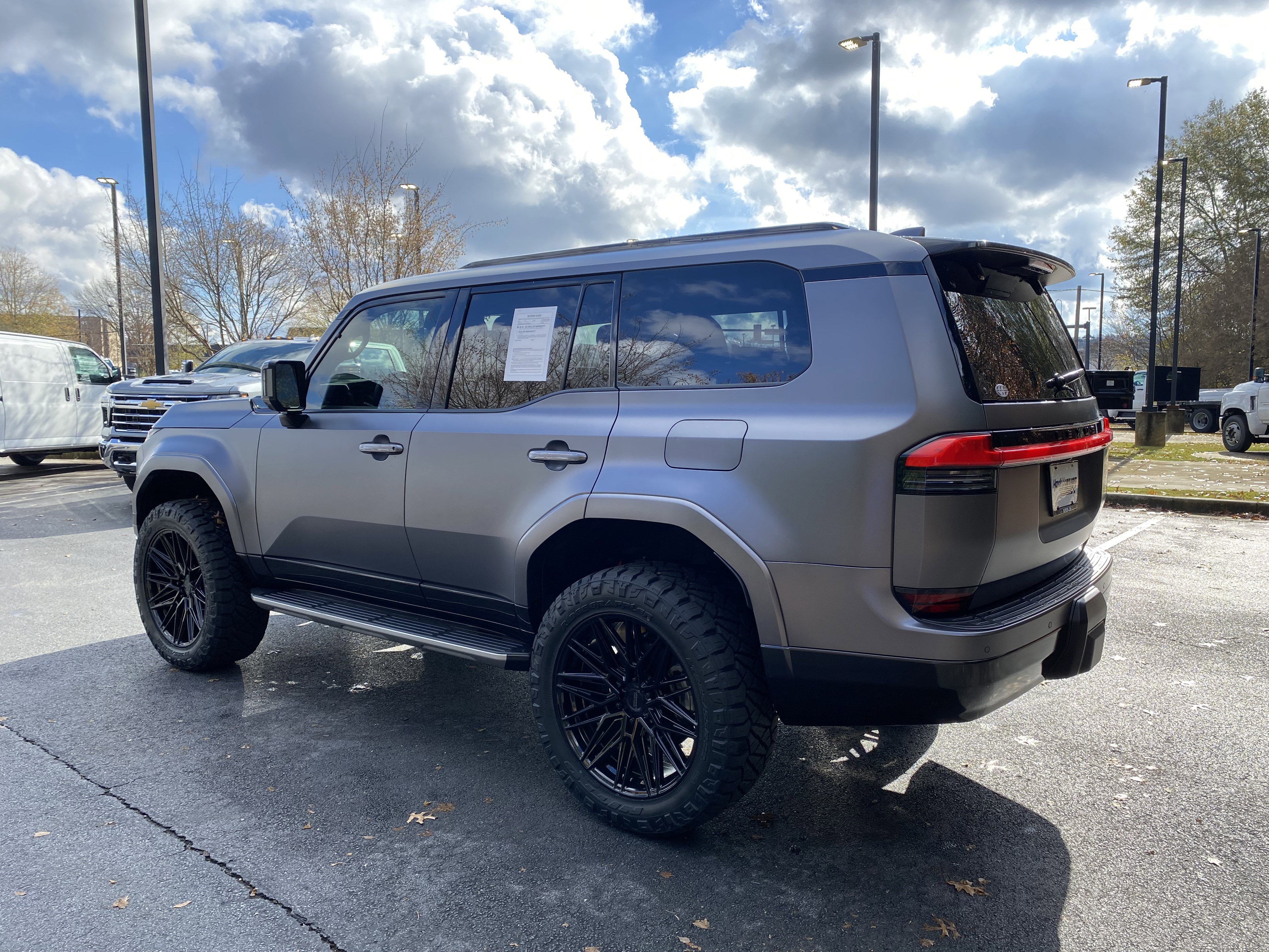 Used 2025 Lexus GX 550 w/ Cold Area Package image 7