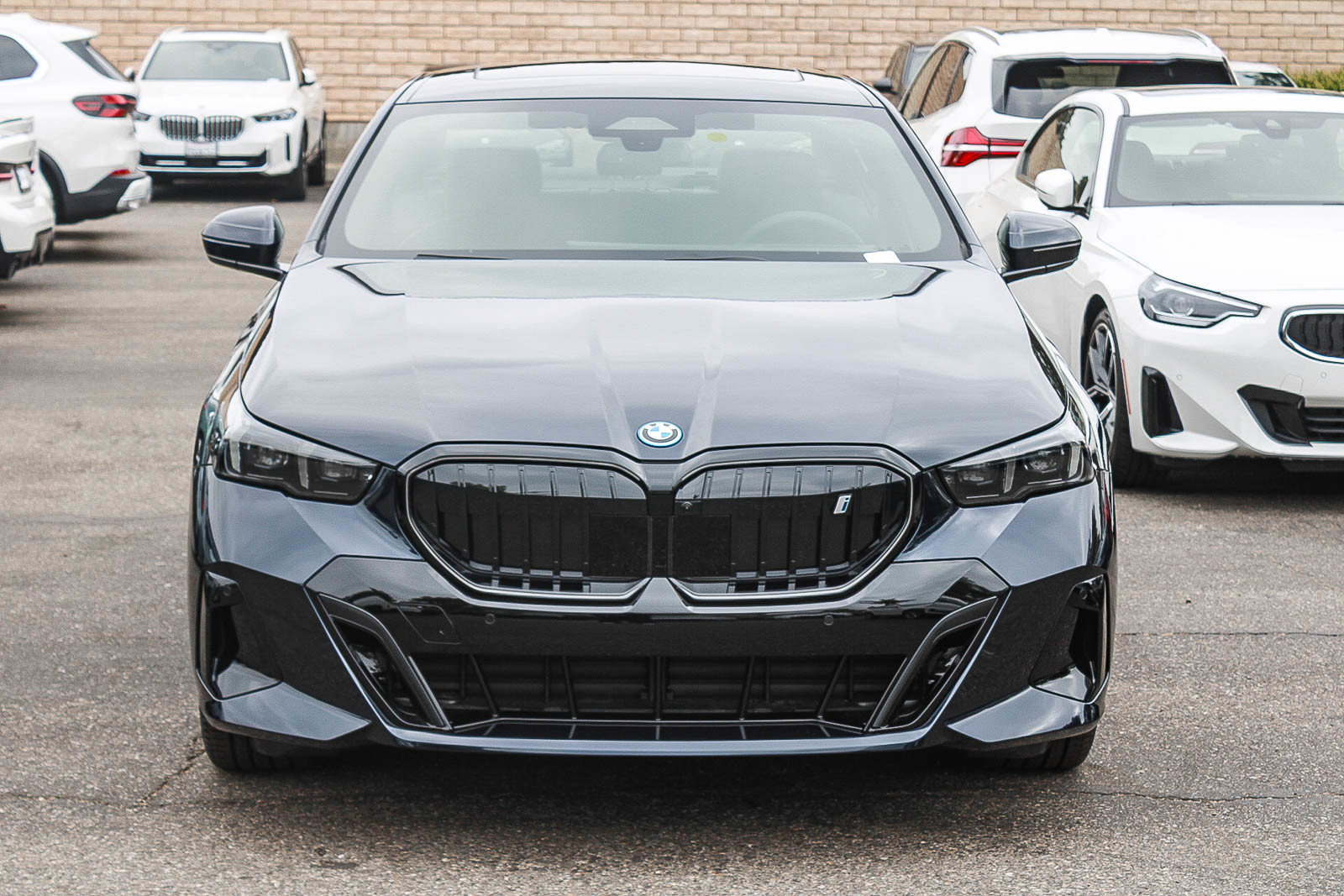 New 2027 BMW i5 eDrive40 w/ M Sport Package RWD image 2