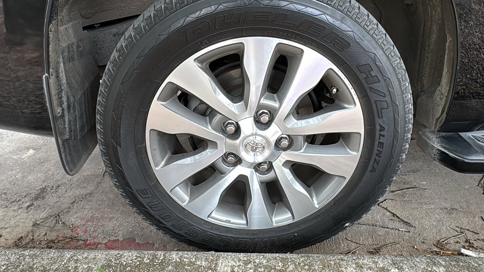 Used 2017 Toyota Sequoia Limited w/ Safety & Convenience Package RWD image 17