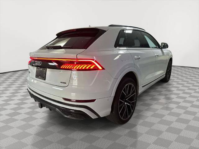 Used 2023 Audi Q8 Premium Plus AWD/4WD image 2