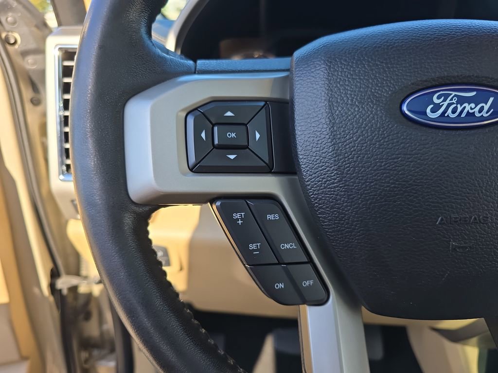 Used 2018 Ford F250 Lariat w/ Lariat Ultimate Package AWD/4WD image 17