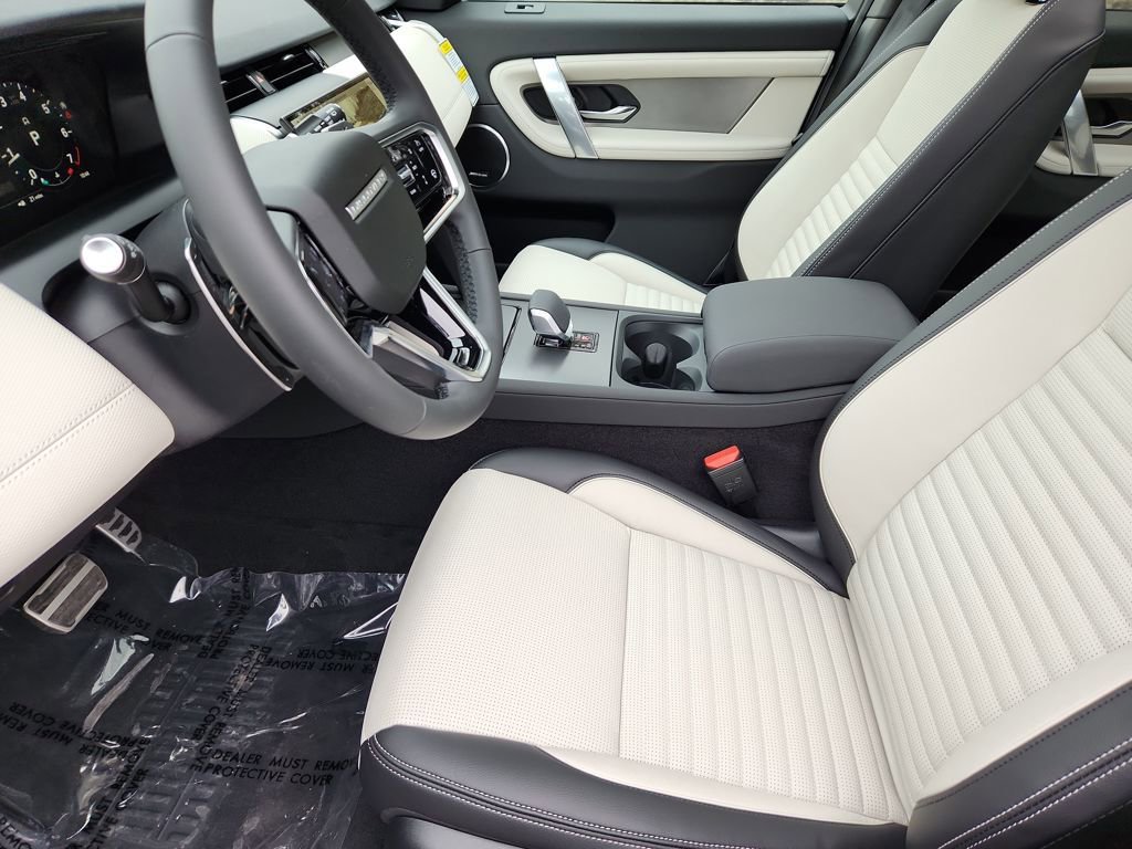 New 2026 Land Rover Discovery Sport Landmark AWD/4WD image 23