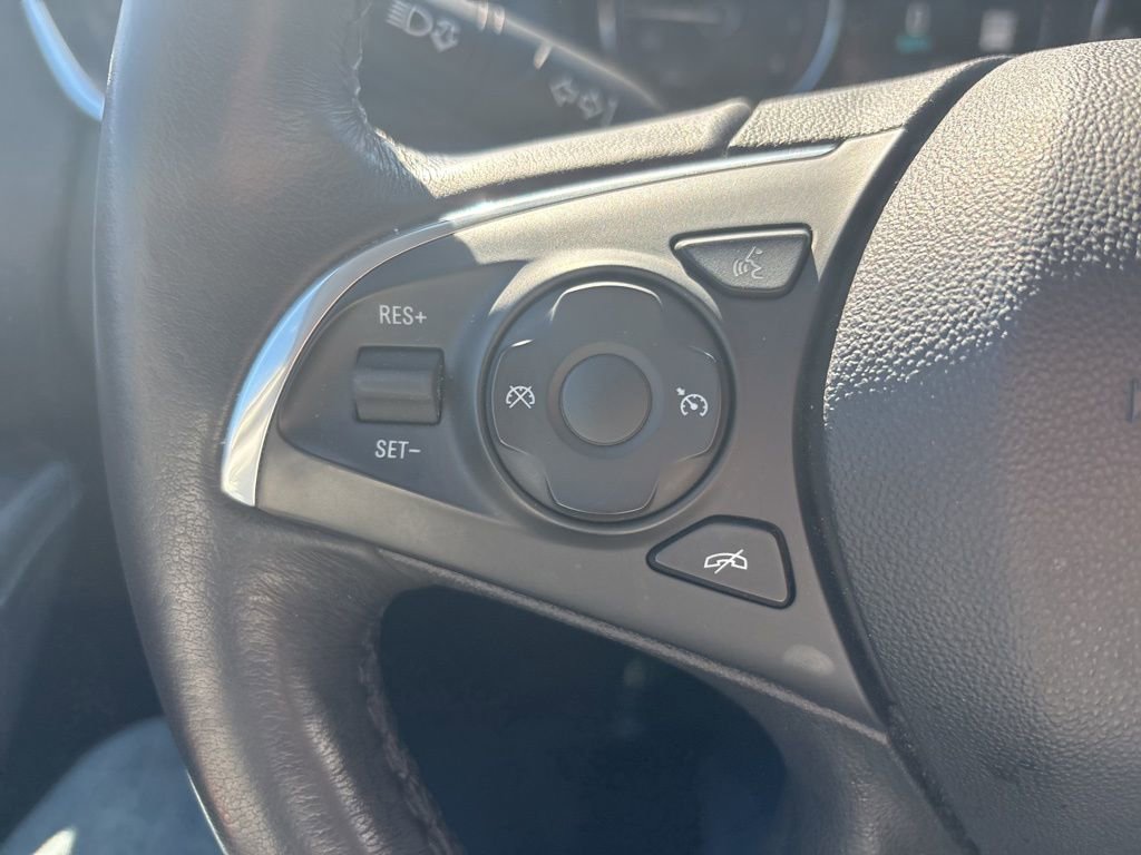 Used 2019 Buick Enclave Essence image 58