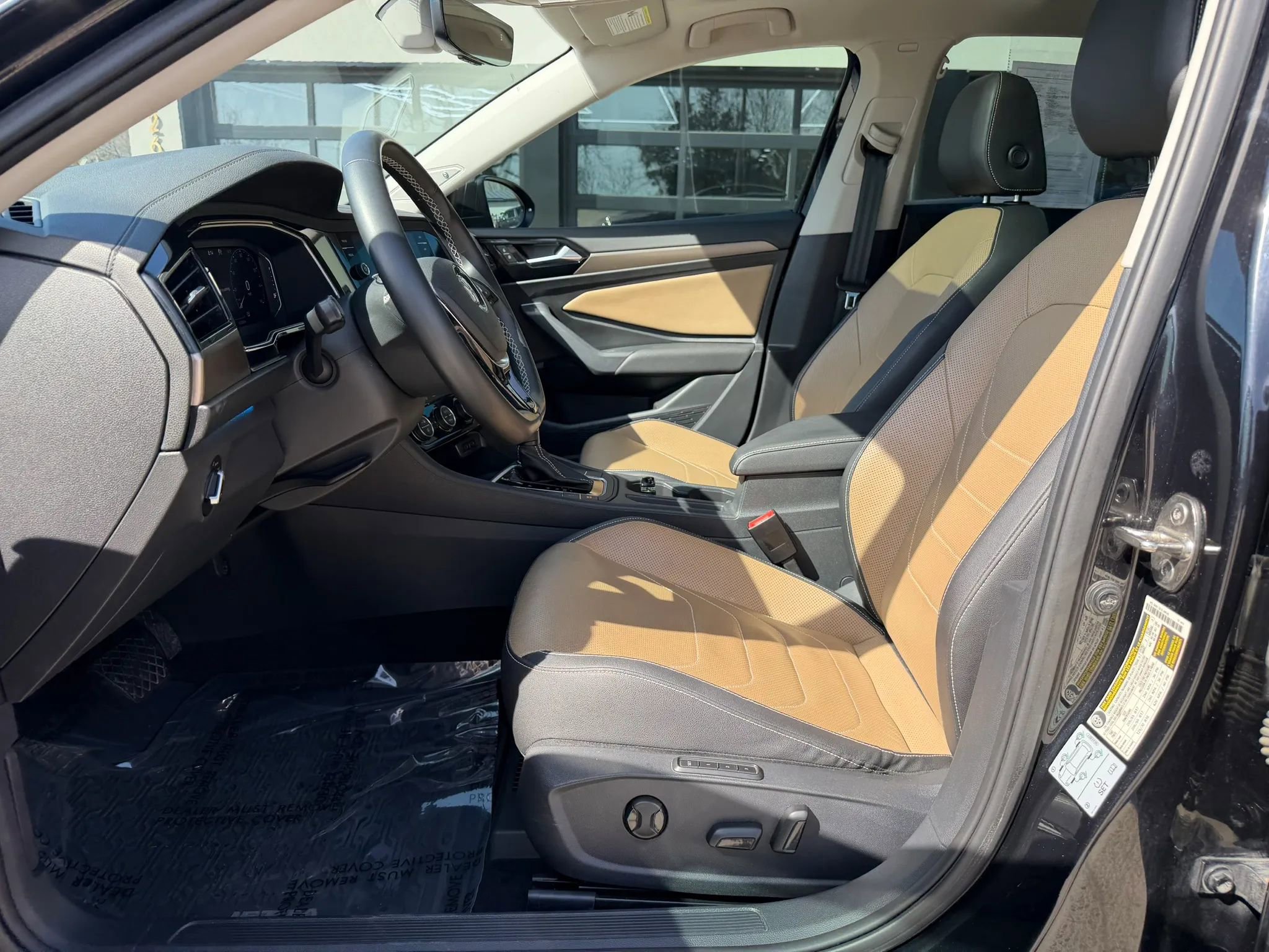 Used 2021 Volkswagen Jetta SEL Premium image 14