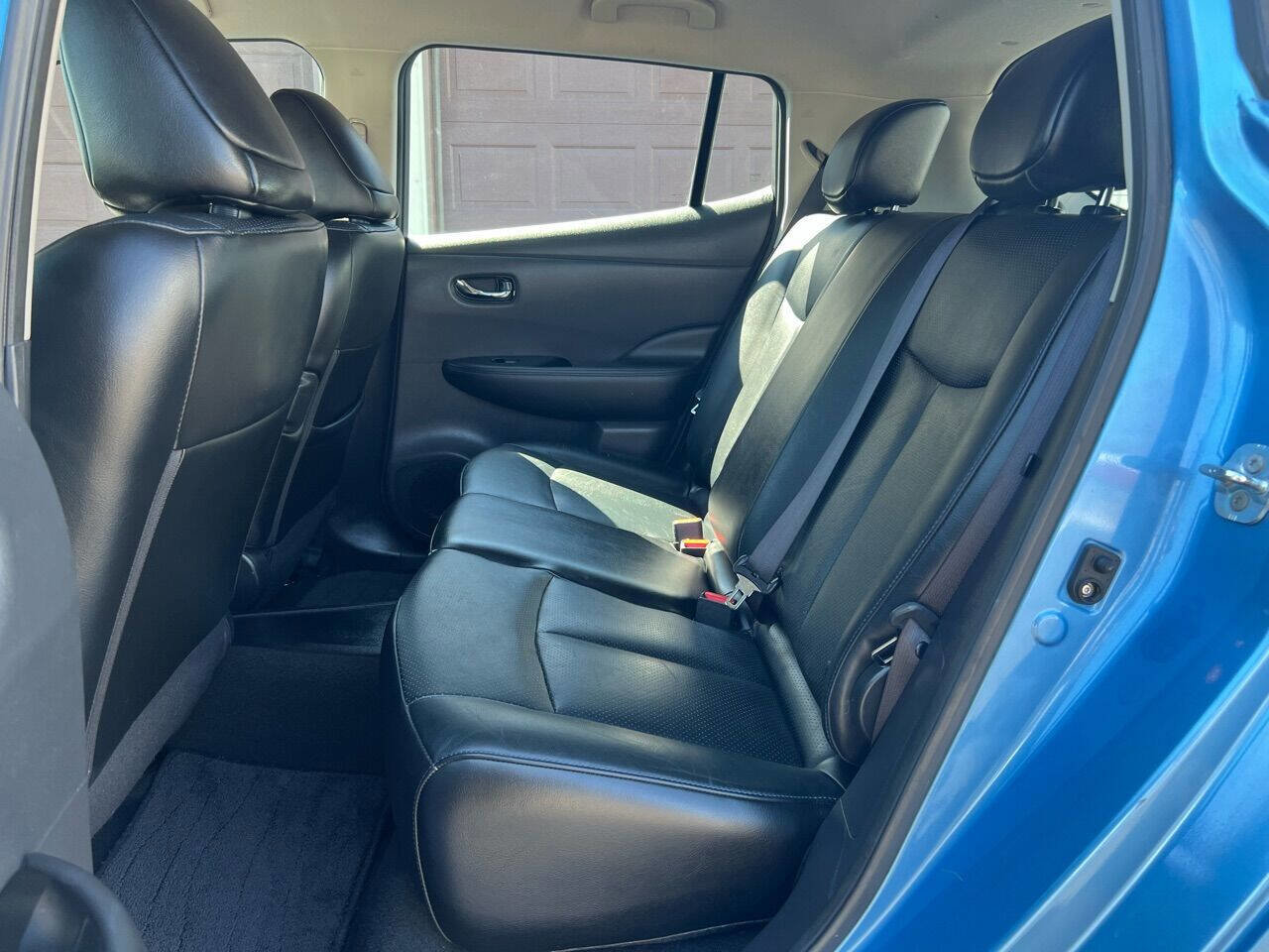 Used 2014 Nissan Leaf SL w/ Premium Package image 50