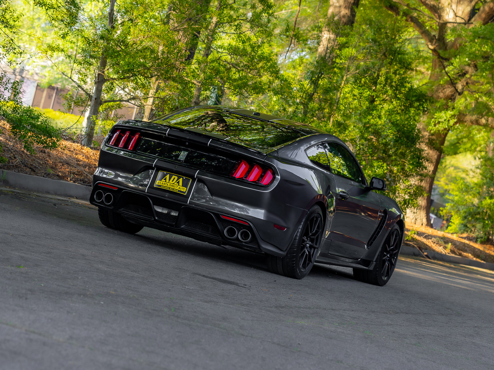 Used 2016 Ford Mustang Shelby GT350 w/ Technology Package RWD image 42