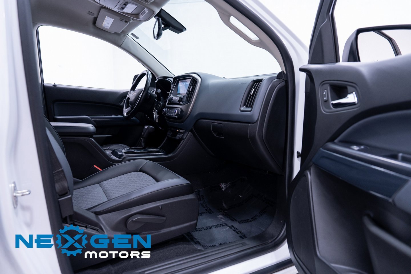 Used 2021 Chevrolet Colorado Z71 image 48