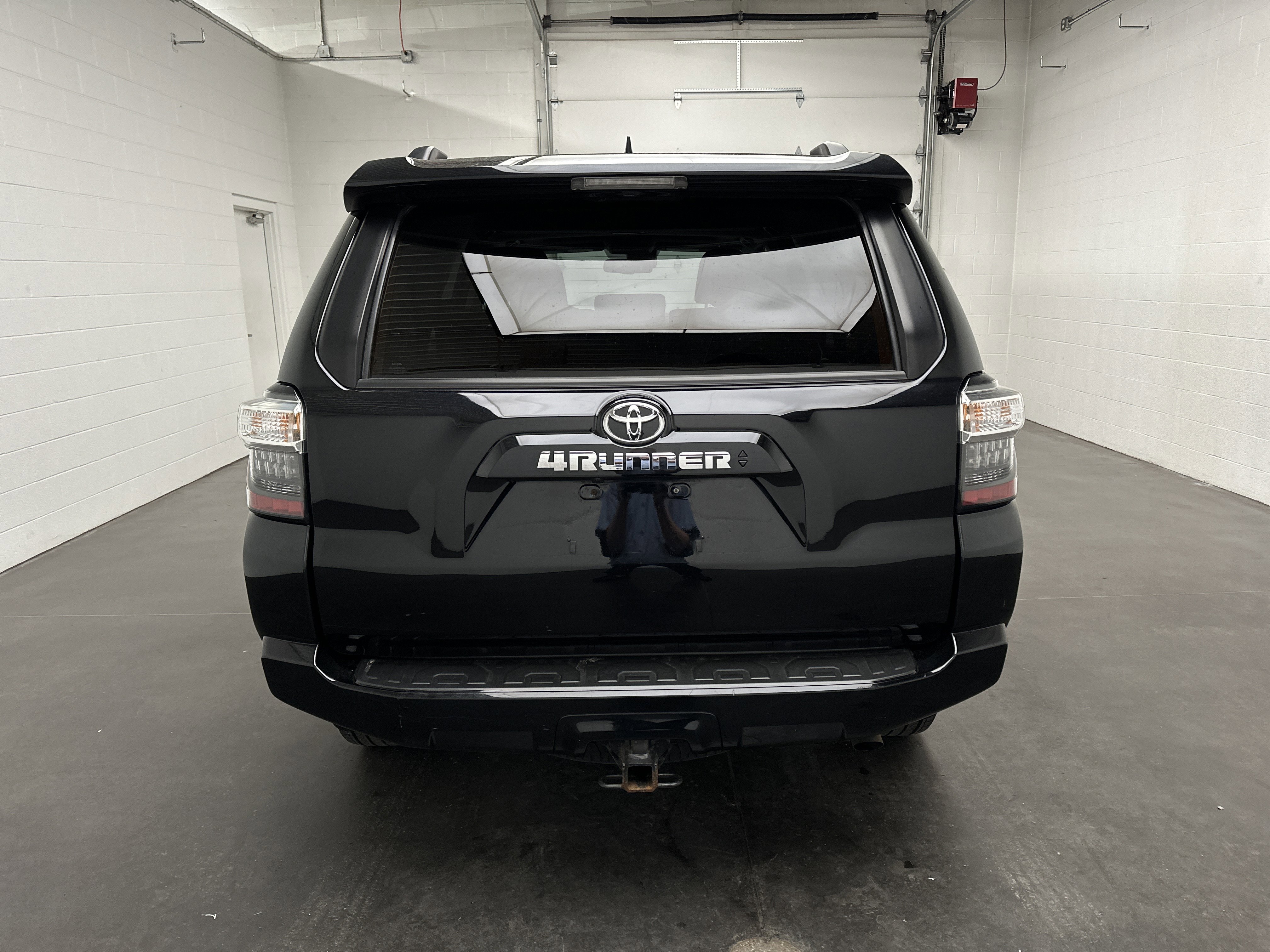 Used 2022 Toyota 4Runner SR5 Premium w/ TRD Black Wheel Package (TMS) image 8