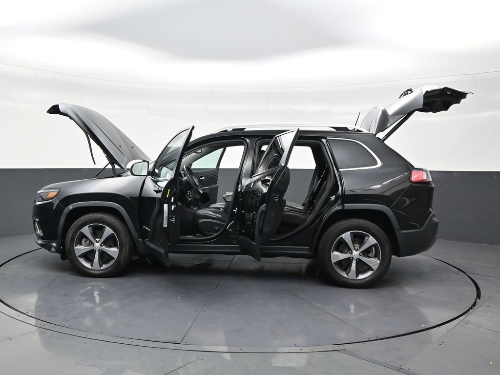 Used 2019 Jeep Cherokee Limited w/ Luxury Group image 31