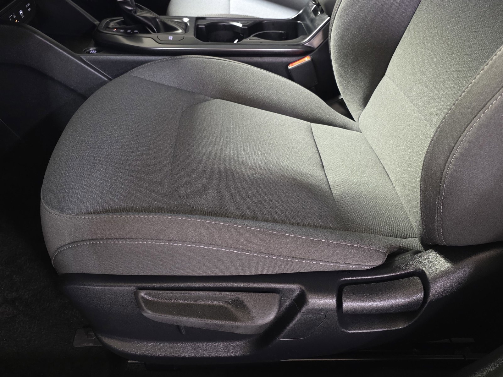 Used 2025 Kia K4 LXS image 23