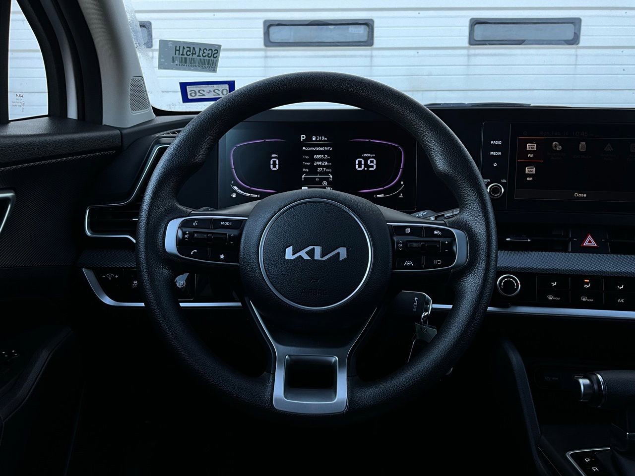 Used 2025 Kia Sportage LX image 30