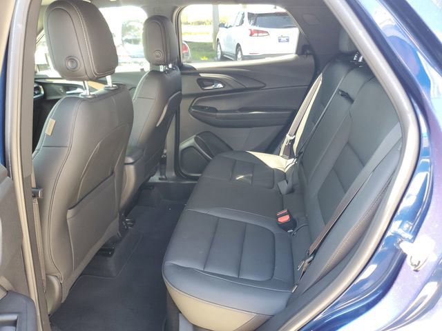 Certified 2022 Chevrolet TrailBlazer ACTIV w/ Sun and Liftgate Package FWD image 12