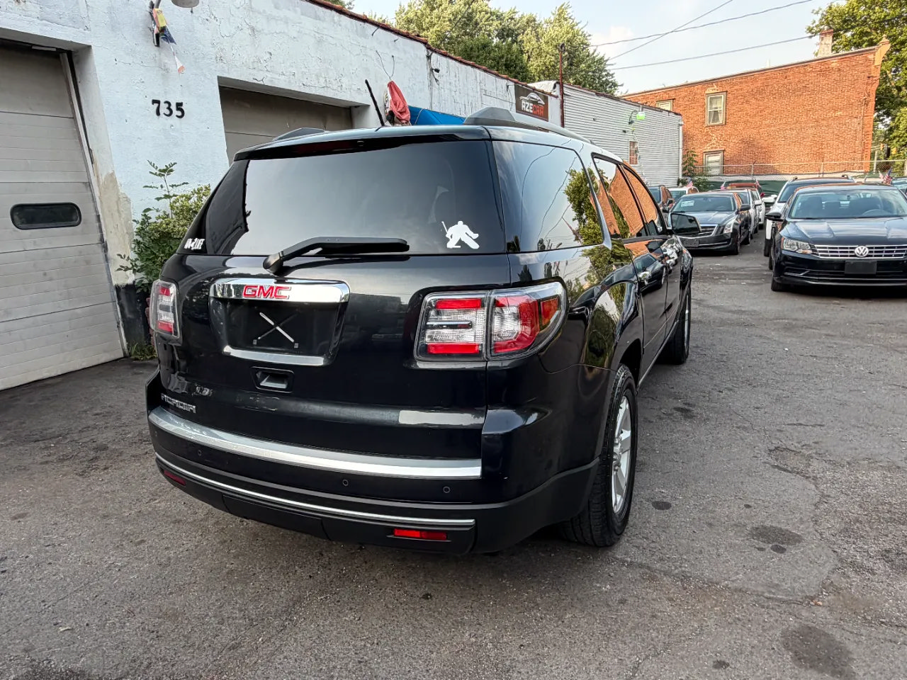 Used 2013 GMC Acadia SLE FWD image 11