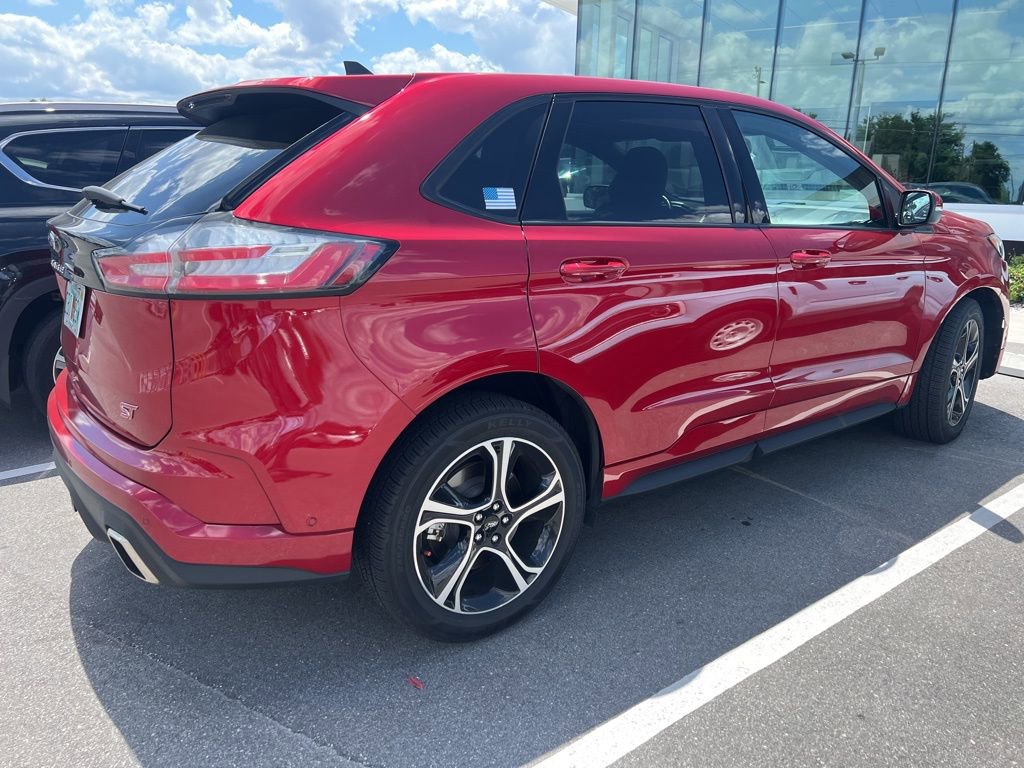 Used 2022 Ford Edge ST w/ Equipment Group 401A AWD/4WD image 4