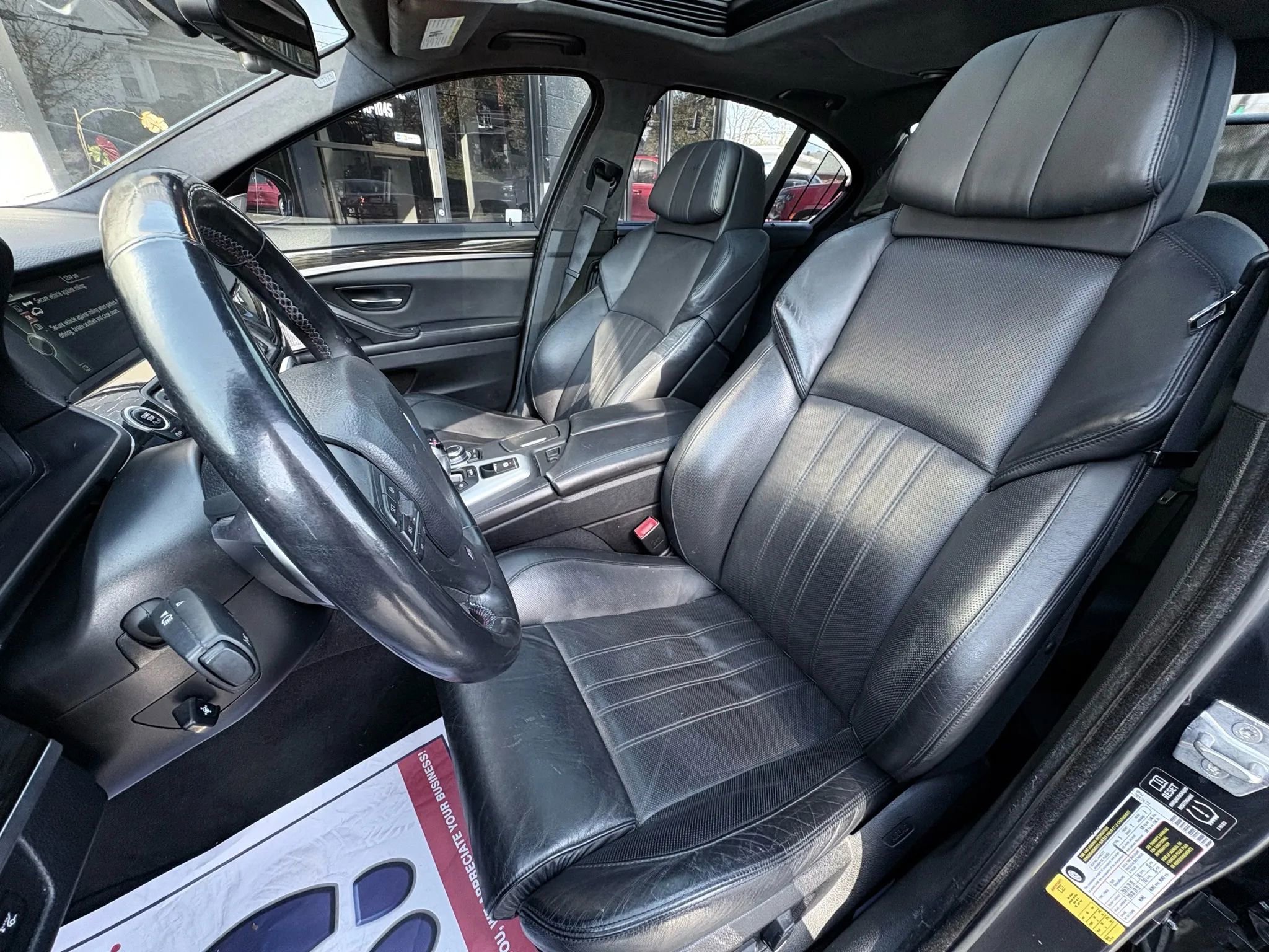 Used 2013 BMW M5 Sedan 4D w/ Executive Pkg RWD image 12