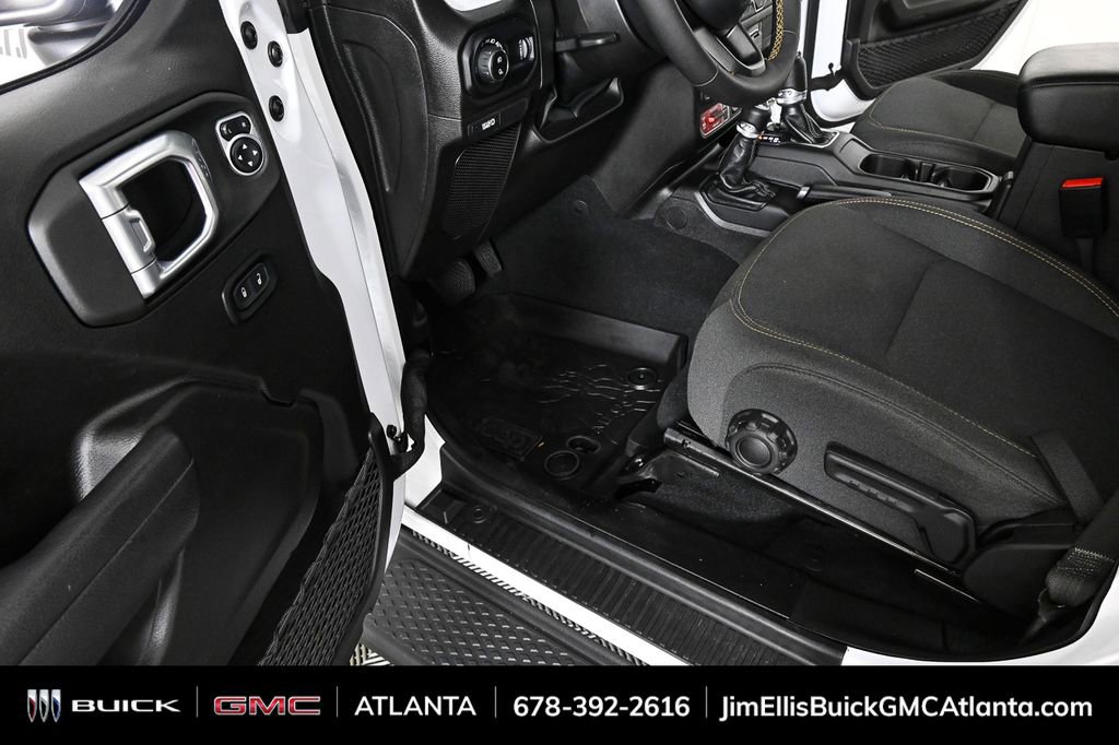 Used 2024 Jeep Gladiator Sport image 8