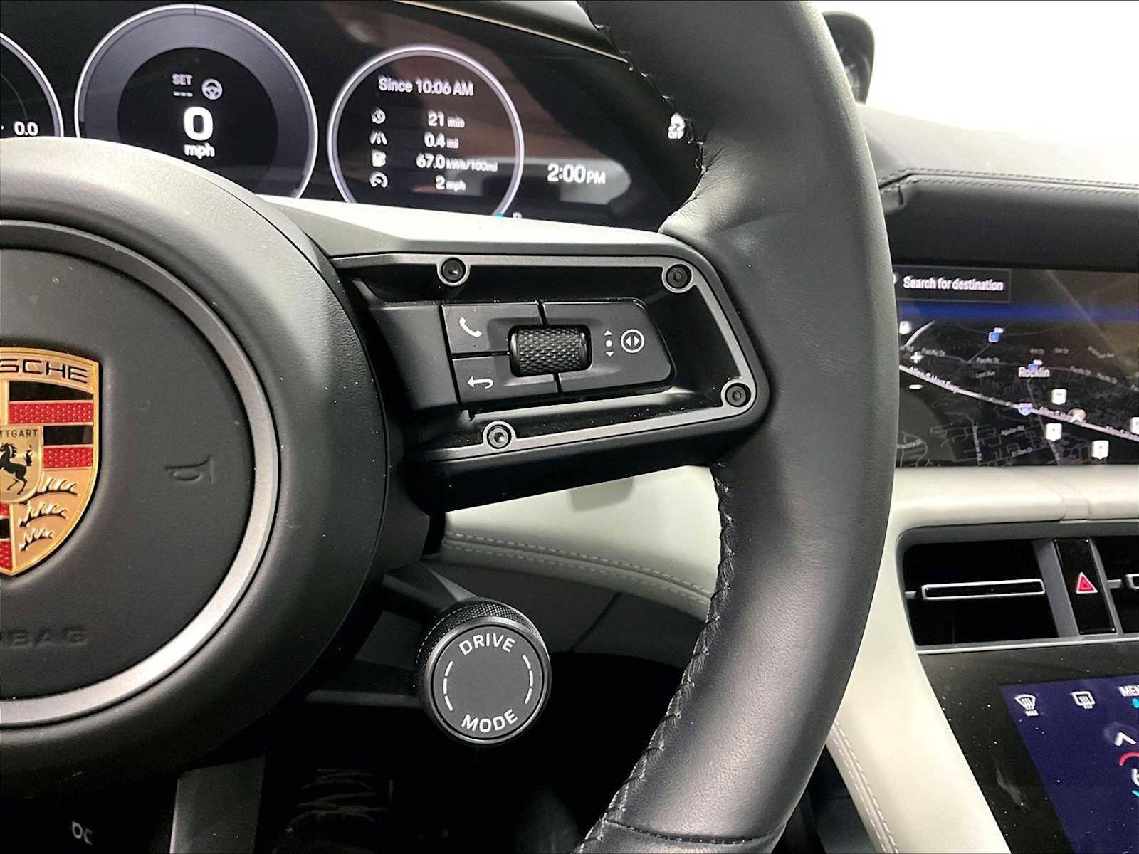 Used 2025 Porsche Taycan image 23