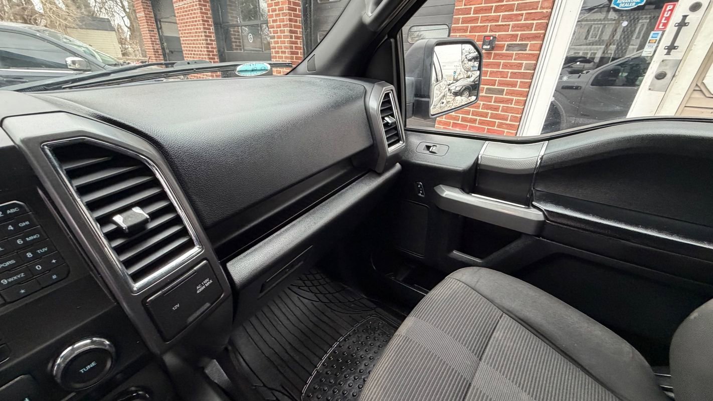 Used 2016 Ford F150 XLT w/ Equipment Group 301A Mid image 14