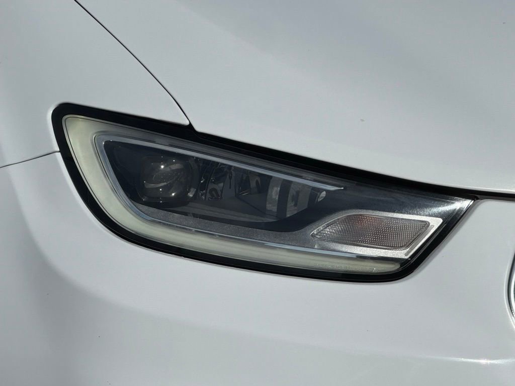 Used 2022 Chrysler Pacifica Touring-L FWD image 11