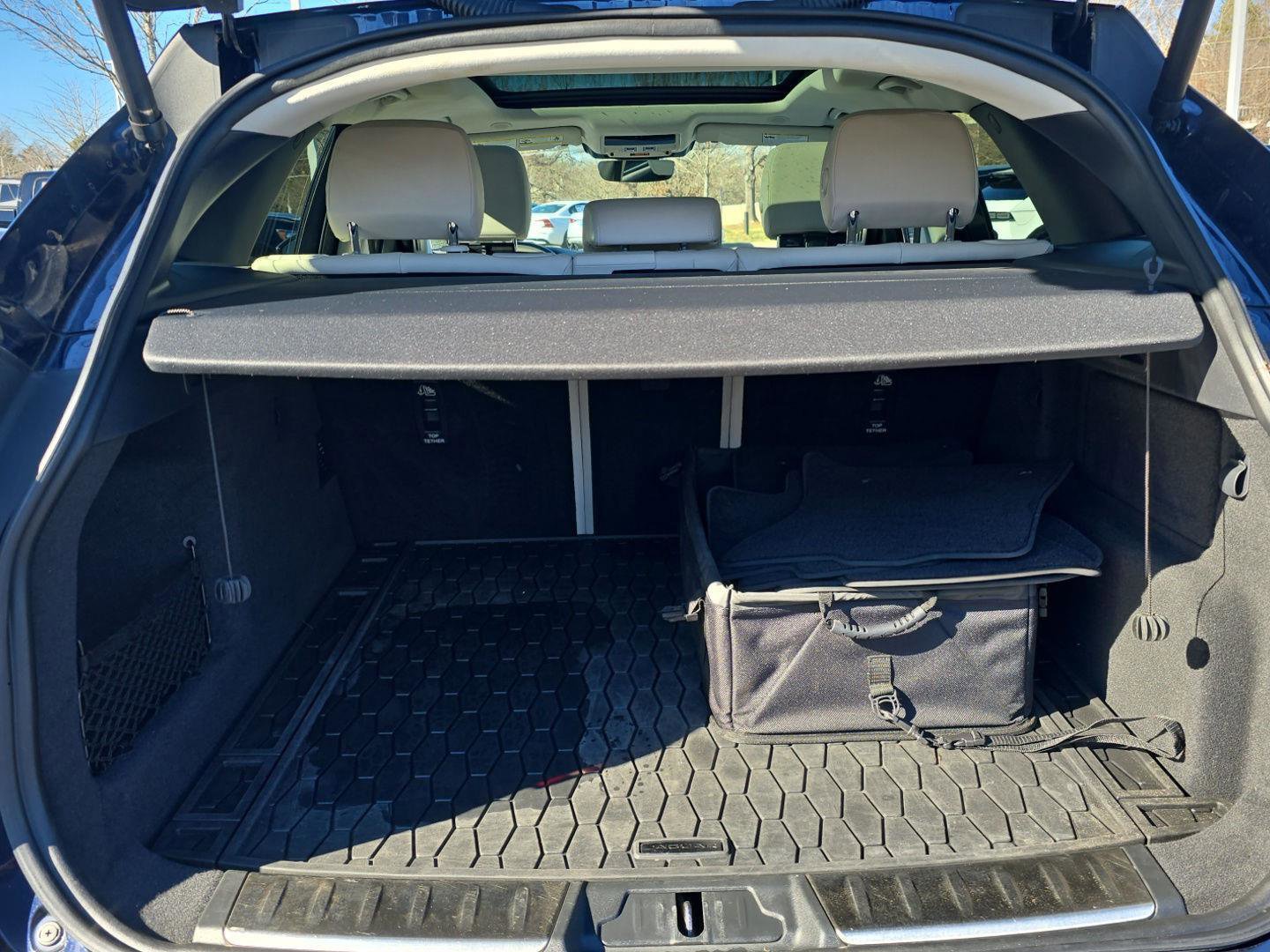 Used 2022 Jaguar F-PACE S image 8