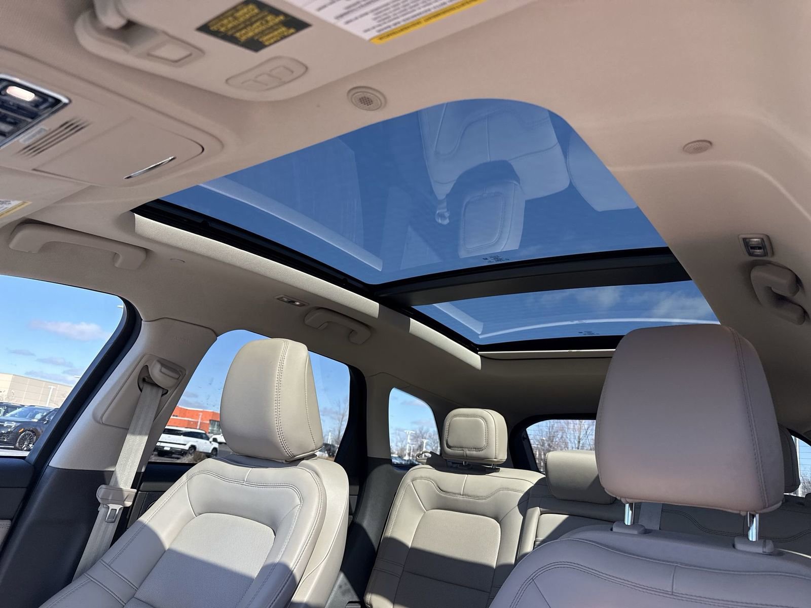 Used 2023 Lincoln Corsair AWD w/ Equipment Group 102A image 21