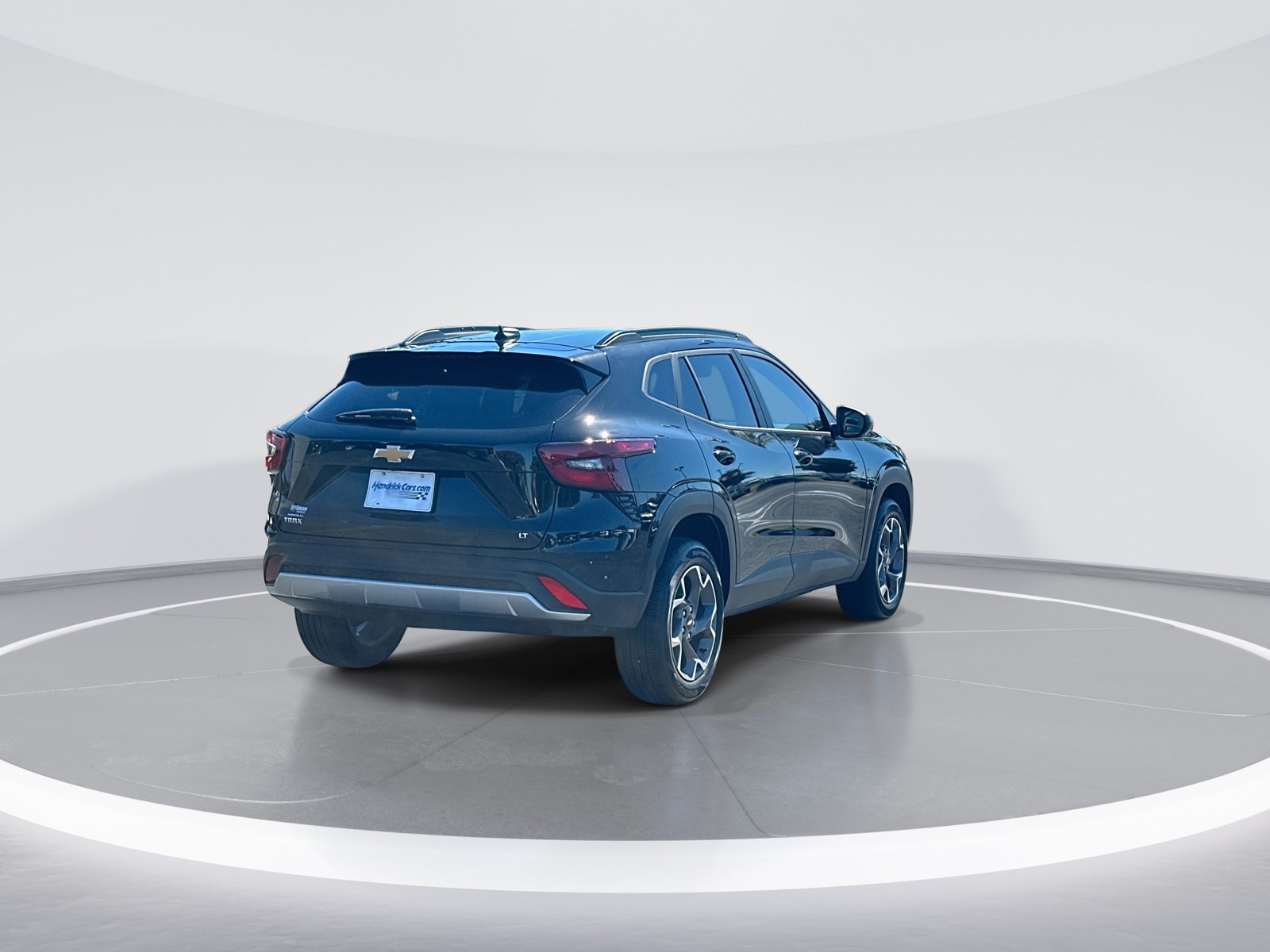 Used 2026 Chevrolet Trax LT FWD image 9