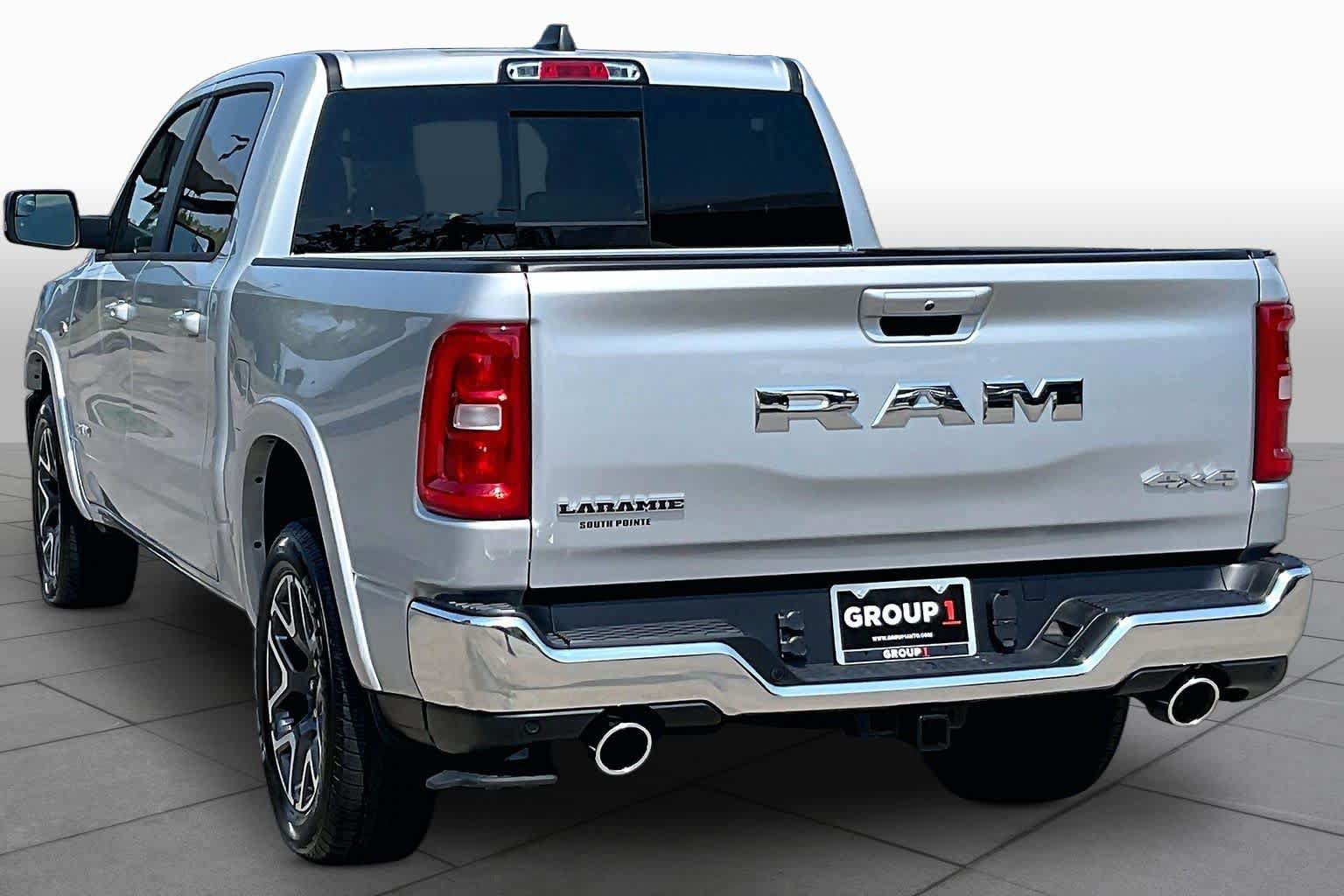 New 2027 RAM 1500 Laramie AWD/4WD image 12