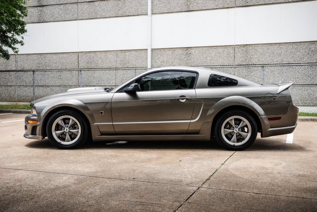 Used 2005 Ford Mustang GT Premium RWD image 40