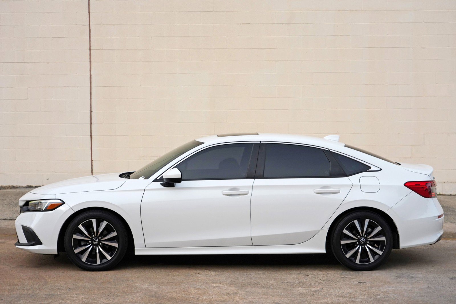 Used 2022 Honda Civic EX image 40