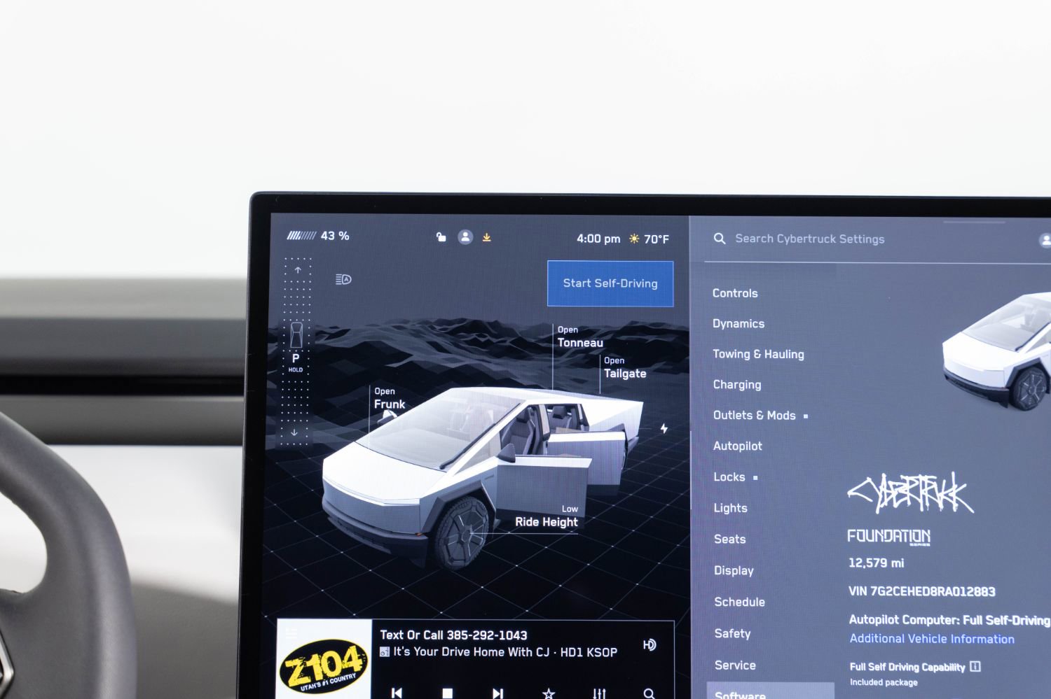 Used 2024 Tesla Cybertruck AWD Crew Cab image 35