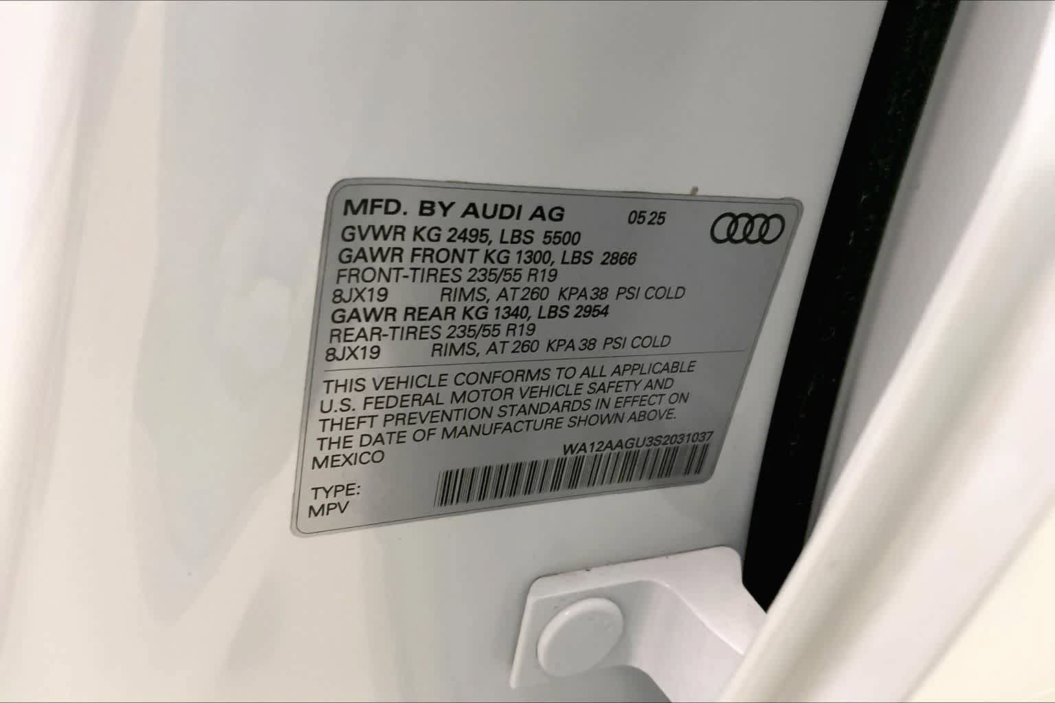 Used 2025 Audi Q5 Premium Plus w/ Premium Plus AWD/4WD image 18