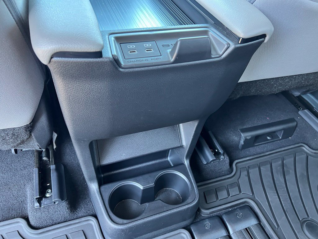 Certified 2026 Toyota Sienna LE AWD/4WD image 19