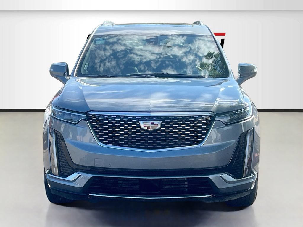 Used 2025 Cadillac XT6 Premium Luxury w/ Technology Package AWD/4WD image 2